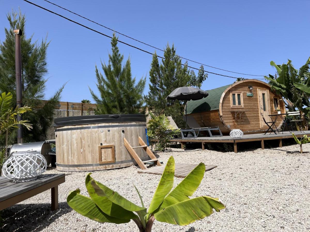 Lykke Suite Spa Sauna Piscina Y Jardin Buzanada Екстериор снимка